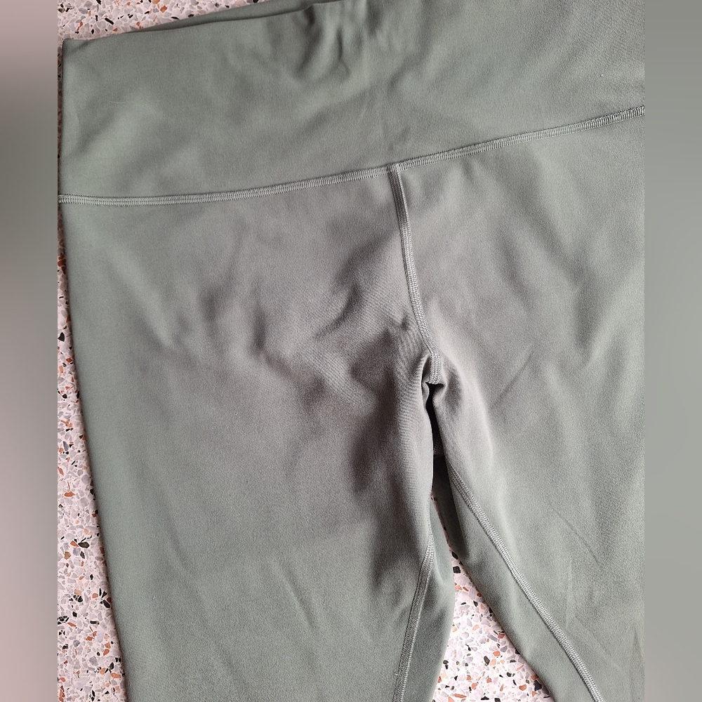 Lululemon Wunder Under High-Rise Tight 25" - Picture 4 of 8